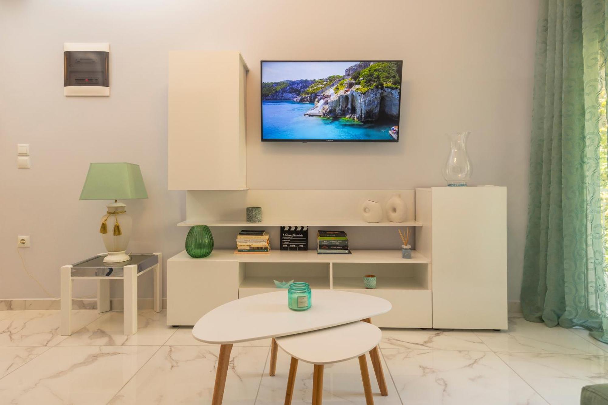 Simpli-city Apartment