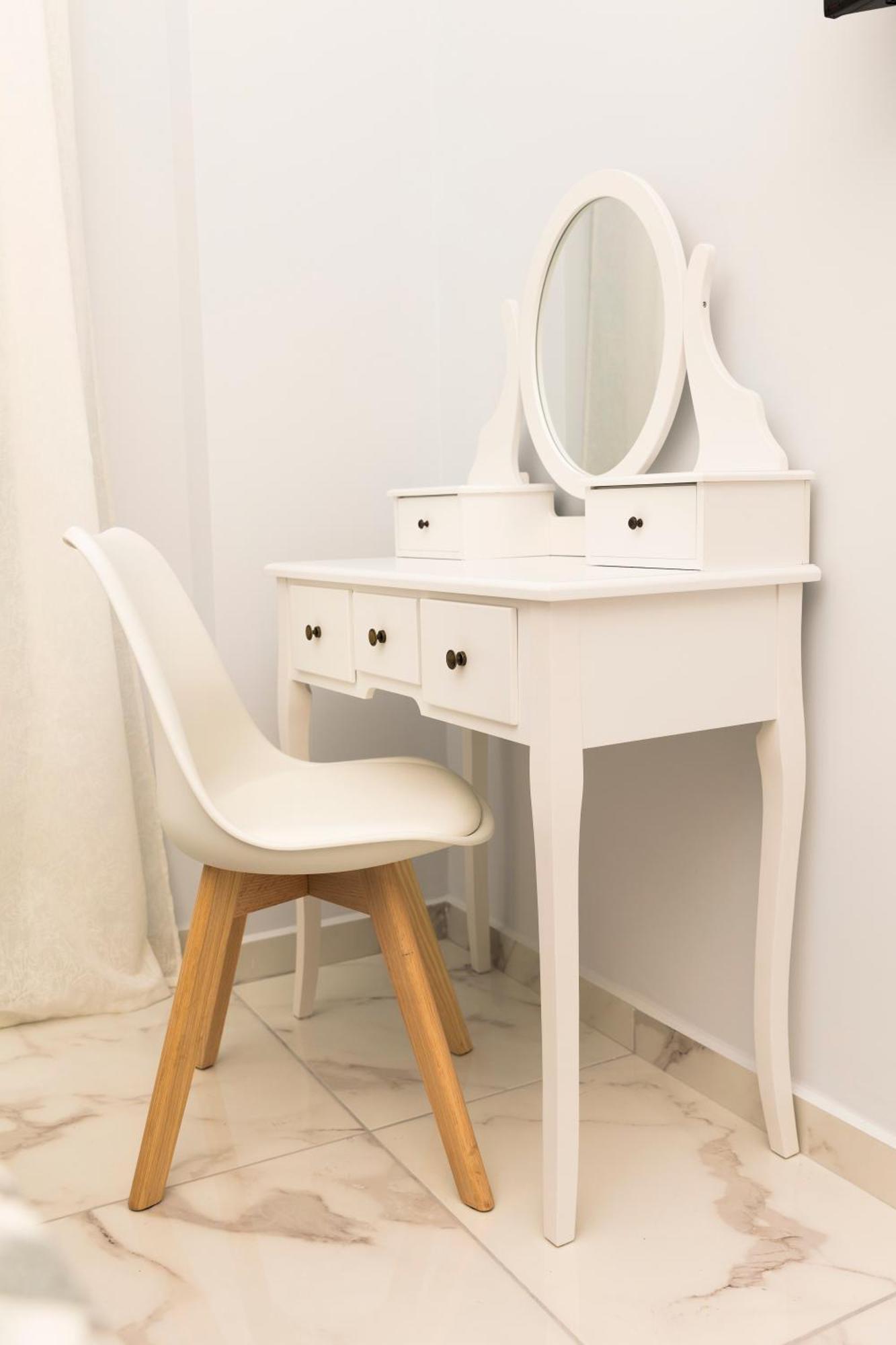 Simpli-city Apartment *